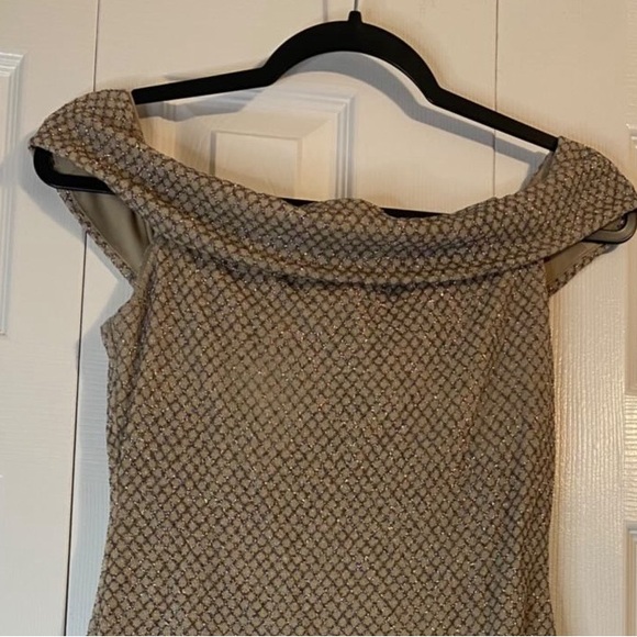 I am selling it because it is not my size and I lost the receipt to return it. - Picture 2 of 2